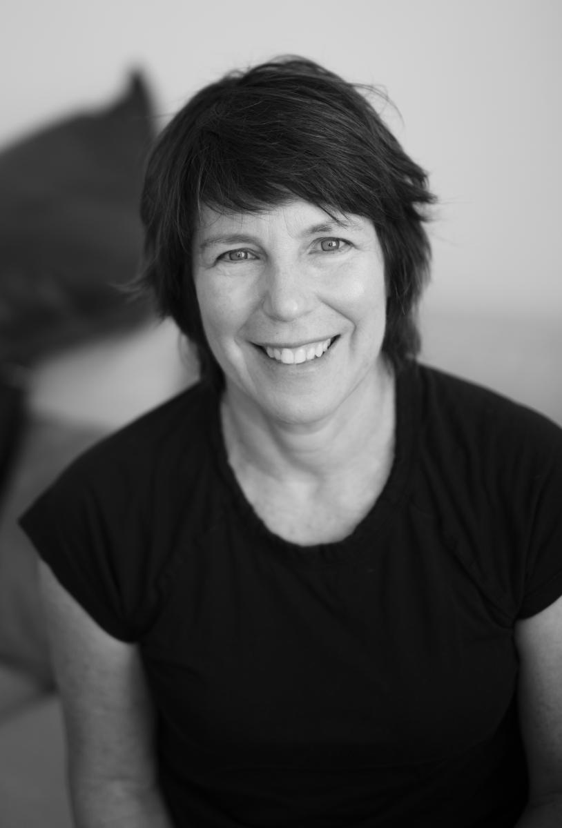 Elaine Epstein, Director/Producer headshot.