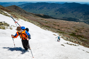 On the highest peak in the North East, Dusty and his father Arie, go for few spring time ski runs on the snowfields of Mount Washington on the first production day of the project.