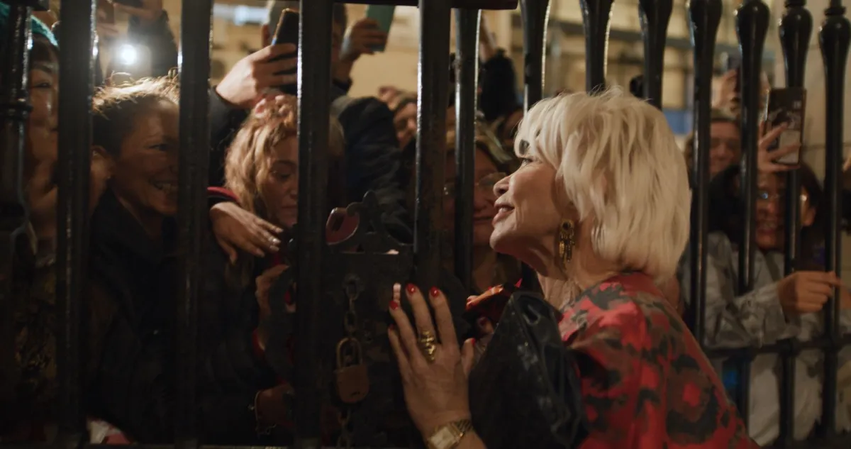 Isabel Allende meeting adoring fans after an event in Buenos Aires, Argentina