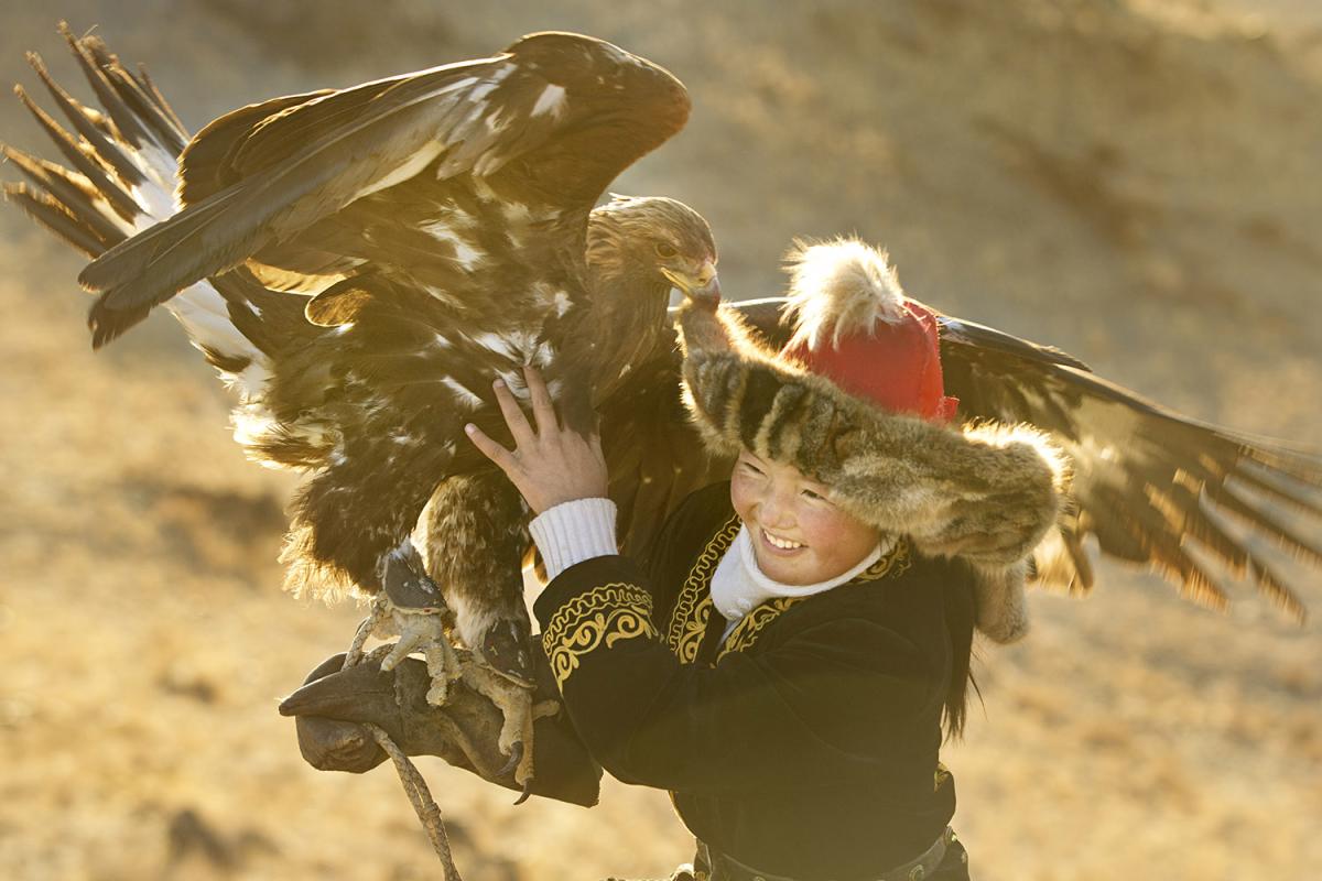 A Bird in the Hand: A Look at Otto Bell's 'The Eagle Huntress'